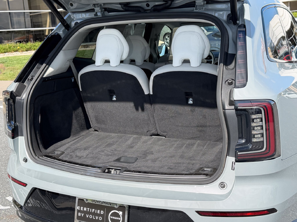 Certified 2025 Volvo EX90 Ultra AWD/4WD image 21