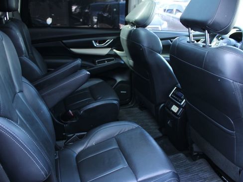 Used 2021 Subaru Ascent Limited w/ Technology Package image 19