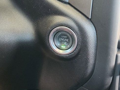 Used 2025 Chevrolet Silverado 2500 W/T image 8