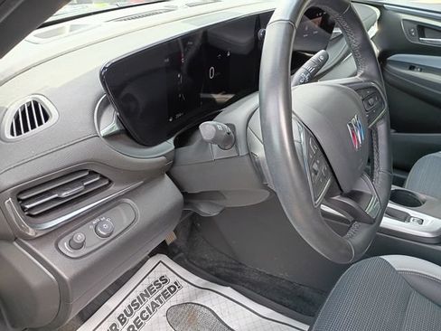 Used 2024 Buick Envista Preferred w/ Convenience I Package FWD image 11