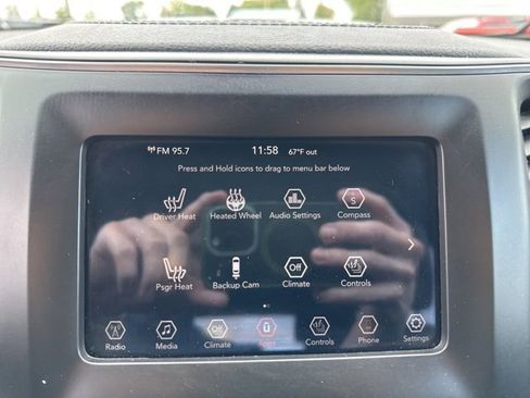 Used 2021 Jeep Cherokee Latitude Plus w/ Mopar Interior Package image 12