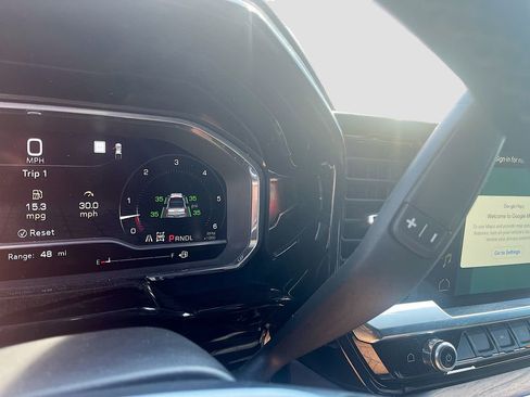 Used 2023 GMC Sierra 1500 SLT w/ X31 Off-Road Package image 17