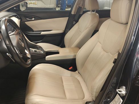 Used 2022 Honda Insight Touring image 2