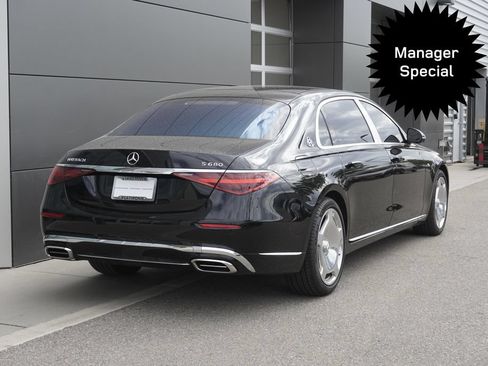 Used 2025 Mercedes-Benz Maybach S 680 4MATIC image 2