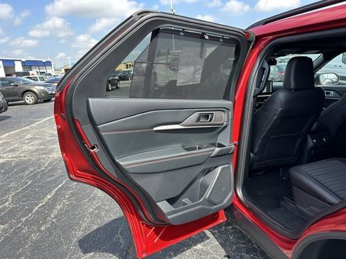 New 2025 Ford Explorer ST-Line w/ Premium Package image 16