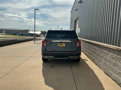 Used 2023 Ford Explorer XLT w/ Equipment Group 202A AWD/4WD image 6