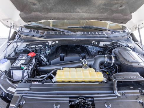 Used 2018 Ford F150 XLT image 40