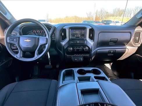 Used 2020 Chevrolet Silverado 1500 Custom w/ Custom Value Package image 8