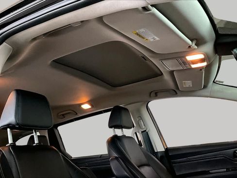 Used 2025 Honda Odyssey EX-L image 14