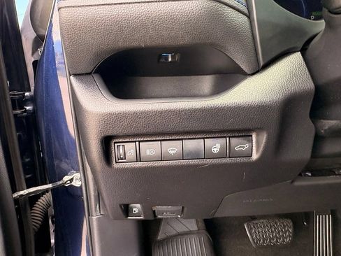 Used 2020 Toyota RAV4 XSE AWD/4WD image 28