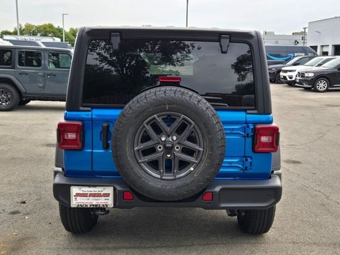 New 2025 Jeep Wrangler Sport S image 10