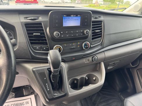 Used 2020 Ford Transit 250 Medium Roof AWD image 12