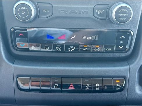 Used 2024 RAM ProMaster 3500 w/ Safety Group image 15