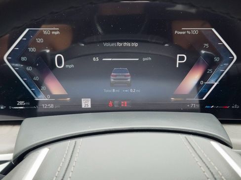 New 2026 BMW X7 xDrive40i w/ Premium Package image 16