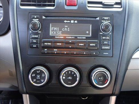 Used 2014 Subaru Forester 2.5i Premium w/ All-Weather Package image 17