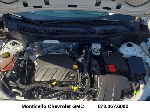 Used 2024 Chevrolet Trax LS FWD image 11