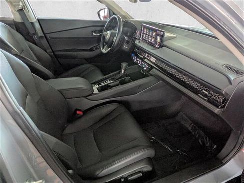 Used 2025 Honda Accord Touring image 21