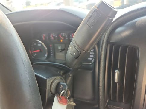 Used 2016 Chevrolet Silverado 2500 W/T w/ WT Fleet Convenience Package RWD image 23