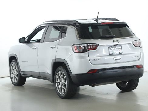 Used 2025 Jeep Compass Limited AWD/4WD image 40