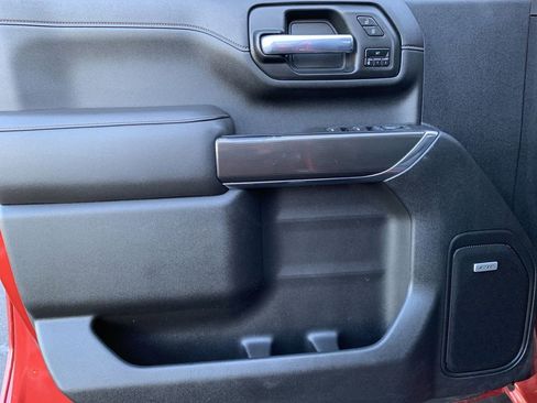 Used 2021 GMC Sierra 2500 AT4 w/ AT4 Premium Plus Package image 16