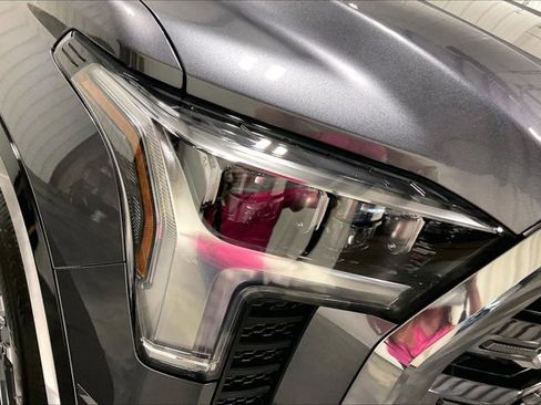 New 2026 Toyota Tundra Platinum AWD/4WD image 34