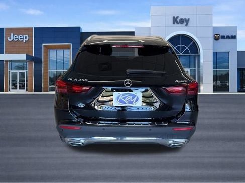 Used 2024 Mercedes-Benz GLA 250 4MATIC image 5