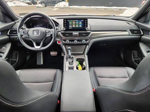 Used 2019 Honda Accord Sport image 8