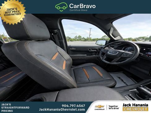 Certified 2022 GMC Sierra 1500 AT4 w/ AT4 Premium Package AWD/4WD image 9