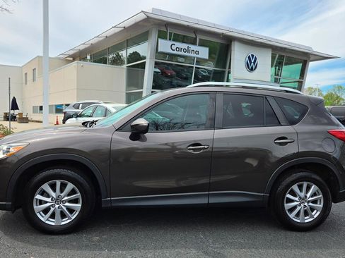 Used 2016 MAZDA CX-5 Touring image 2