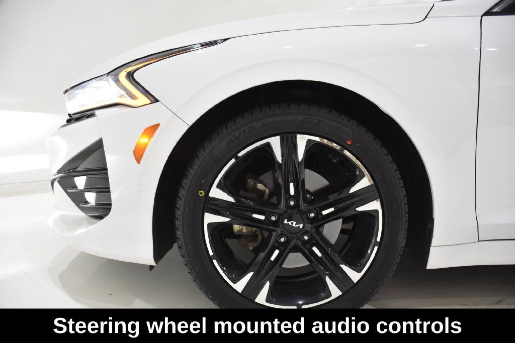 Used 2024 Kia K5 GT-Line w/ GT-Line Premium Package FWD image 9