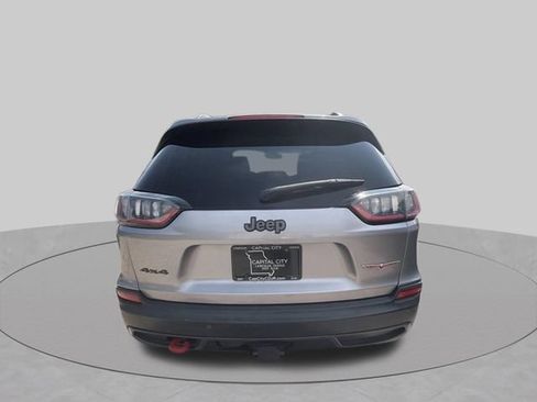 Used 2019 Jeep Cherokee Trailhawk AWD/4WD image 5