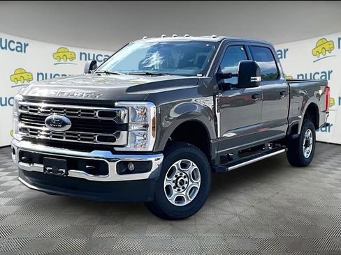 New 2026 Ford F350 XLT w/ FX4 Off-Road Package AWD/4WD image 3