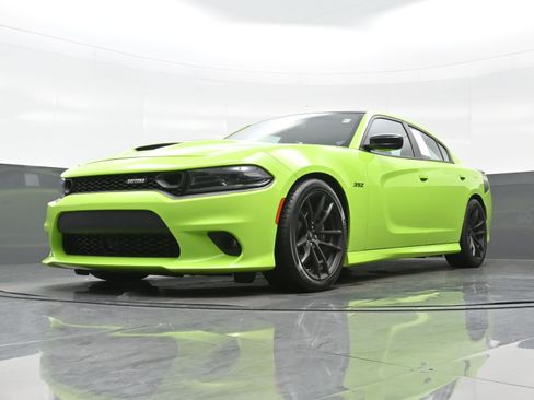 Used 2023 Dodge Charger Scat Pack w/ Daytona Edition Group image 27