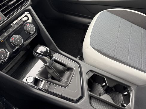 New 2026 Volkswagen Taos S image 20