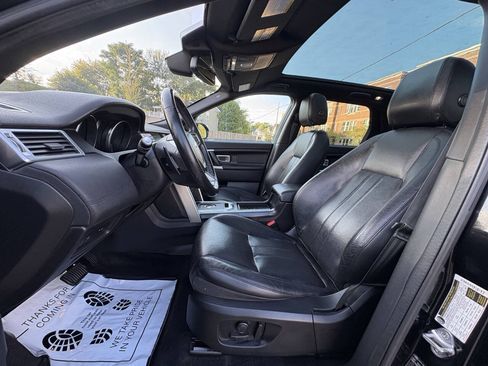 Used 2017 Land Rover Discovery Sport HSE AWD/4WD image 18