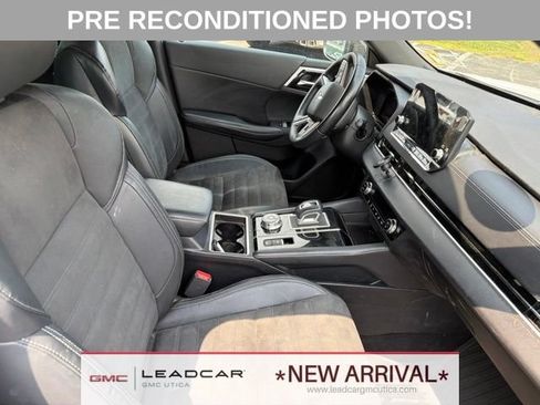 Used 2023 Mitsubishi Outlander SE Black Edition AWD/4WD image 12