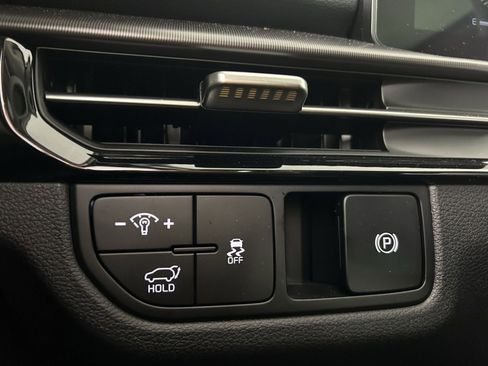 New 2026 Kia Sportage EX w/ EX Panorama Roof Package image 33