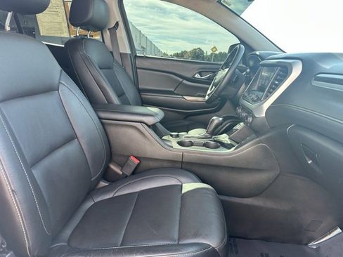 Used 2017 GMC Acadia SLT image 13