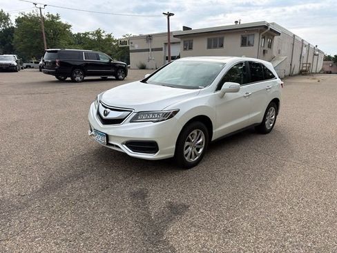 Used 2018 Acura RDX w/ Technology Package AWD/4WD image 3
