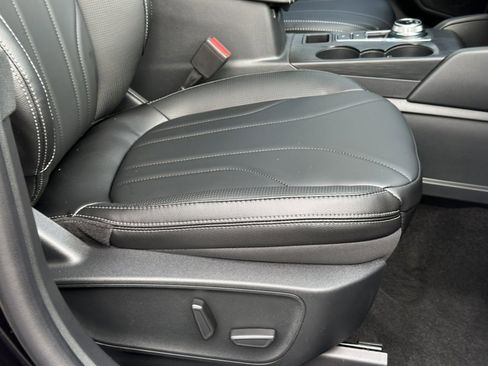 New 2025 Ford Escape Base w/ PHEV Premium Package image 11