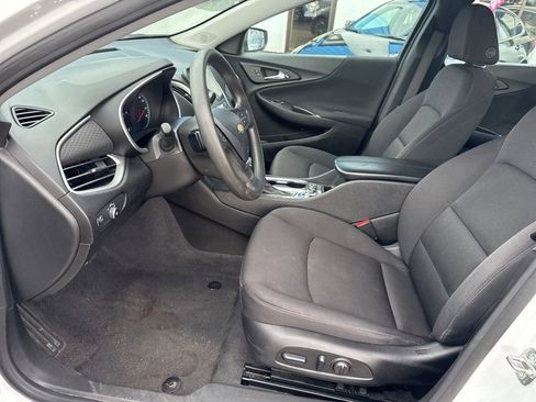 Certified 2024 Chevrolet Malibu LT image 13