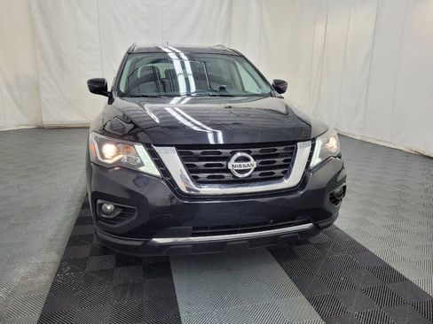 Used 2018 Nissan Pathfinder SV AWD/4WD image 14