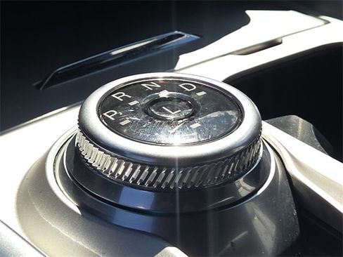 Certified 2022 Ford Explorer XLT w/ Equipment Group 202A image 22