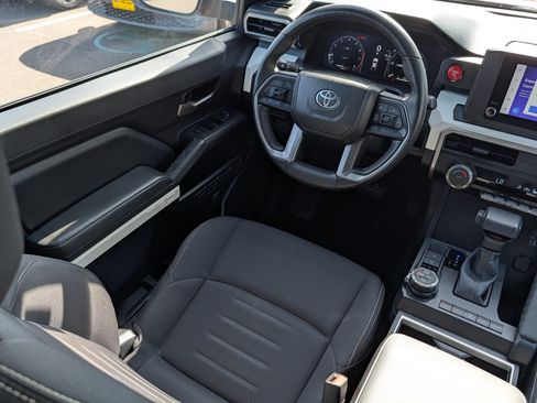 Used 2024 Toyota Tacoma TRD Off-Road AWD/4WD image 9