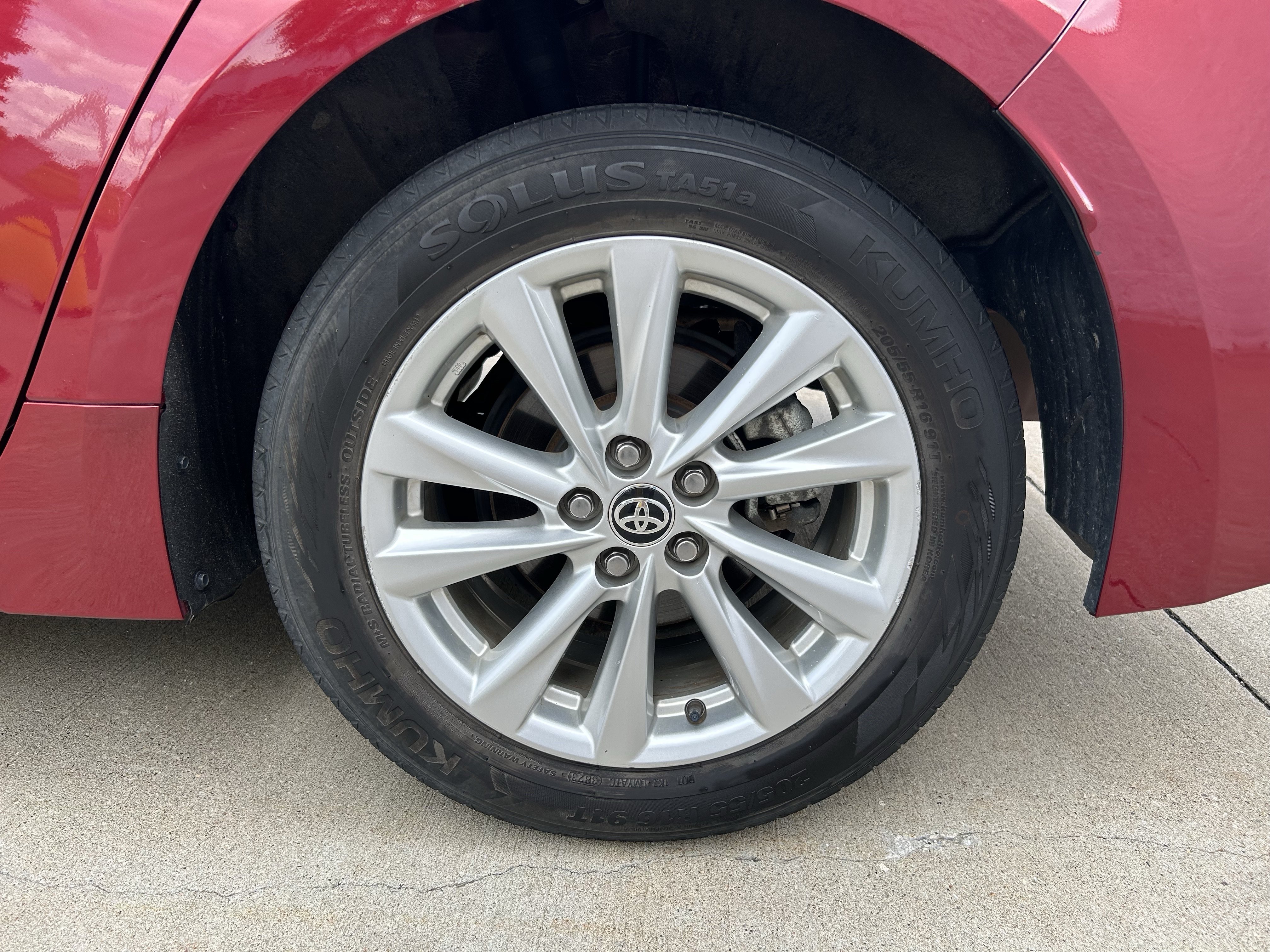 Certified 2023 Toyota Corolla LE w/ LE Convenience Package FWD image 11
