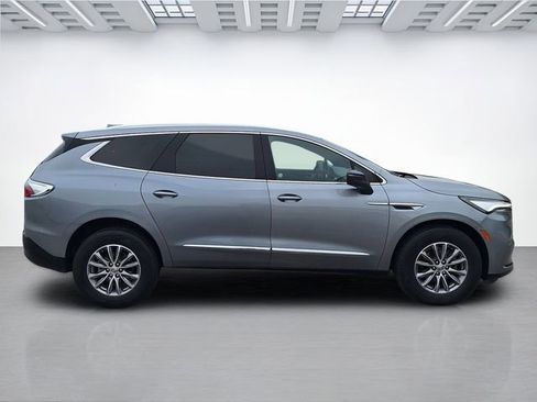 Used 2024 Buick Enclave Premium AWD/4WD image 3