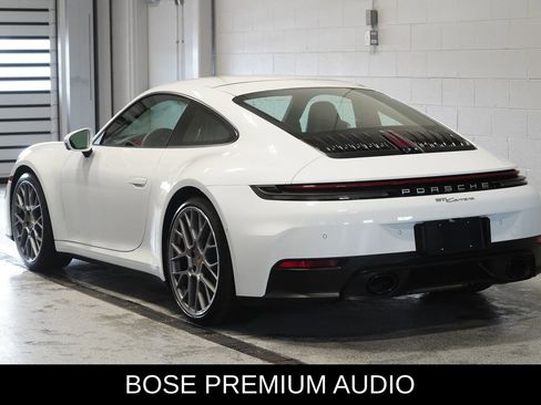 Used 2025 Porsche 911 Carrera image 4