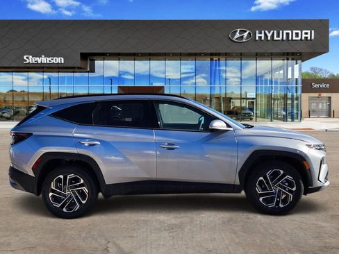 New 2026 Hyundai Tucson Limited AWD/4WD image 4
