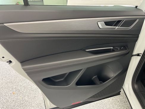 New 2026 Volkswagen Atlas Cross Sport SE AWD/4WD image 25