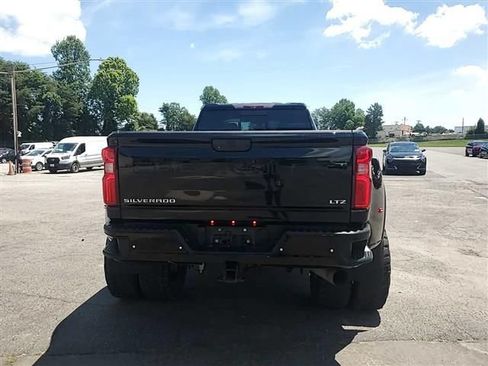 Used 2021 Chevrolet Silverado 3500 LTZ w/ LTZ Plus Package AWD/4WD image 15